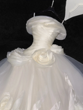 Elegant Ivory 3D Flowers Design A-Line Tulle Wedding Dress Prom Dress Evening Dress Ball Gown HZ1024