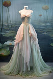 Dreamy Gradient Green Strapless Sweetheart Neck Layered Wedding Dress HZ1024